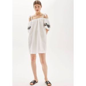 Topshop Nordstrom White Floral Embroidered Dress